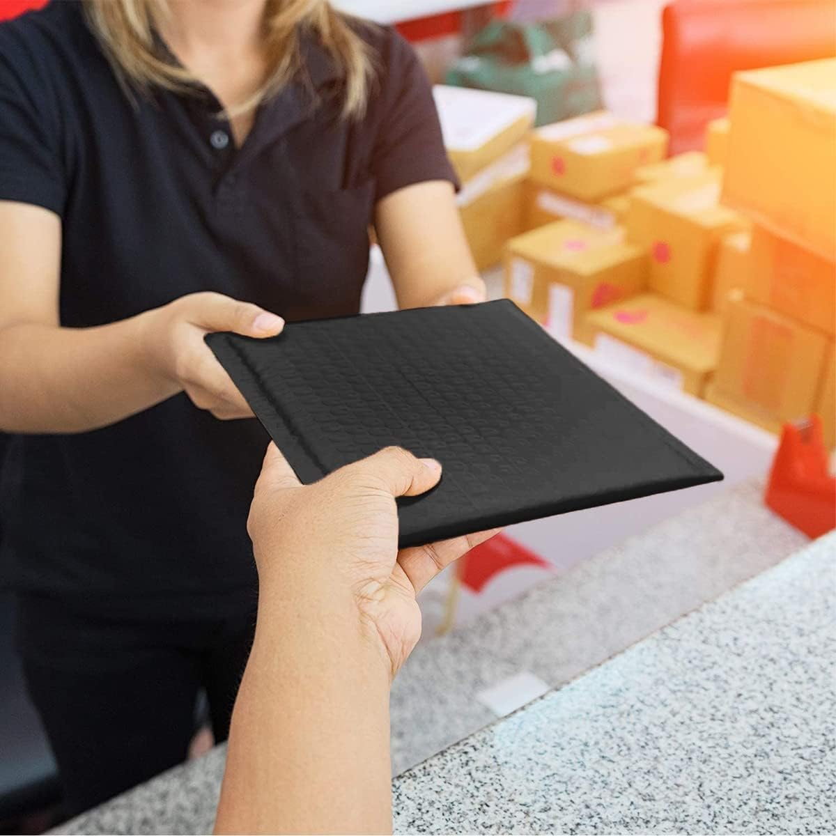 CH 100pcs 6x10 Inch Poly Bubble Mailers Waterproof Envelopes Shipping Envelopes Bags Black Padded Bubble Envelopes for Shipping/Packaging/Mailing Self Seal